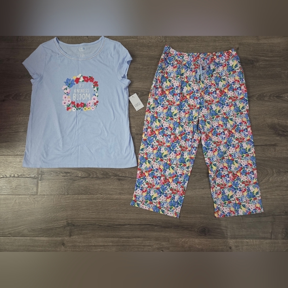 Croft & Barrow Womens " Let Kindness Bloom " Floral Pajama Set Size M NWT